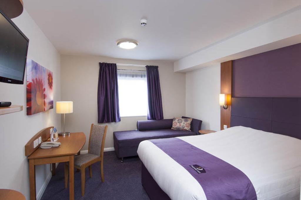 Premier Inn Portishead Exterior photo