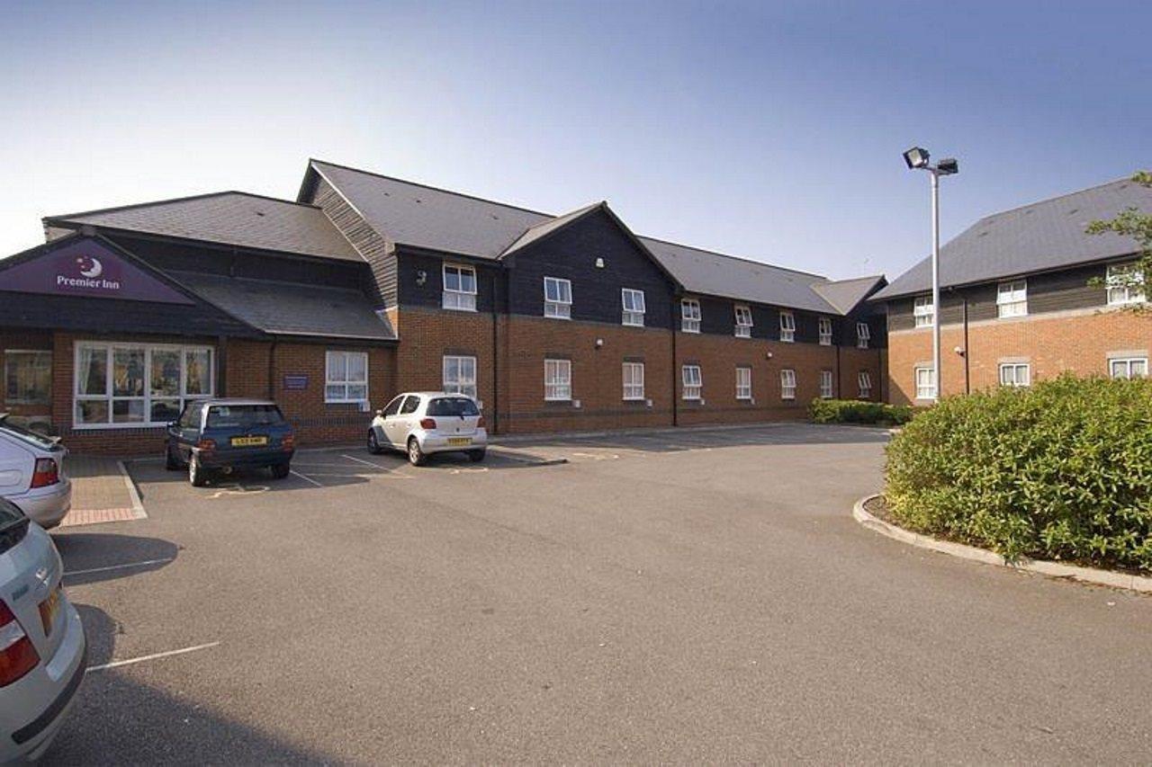 Premier Inn Portishead Exterior photo